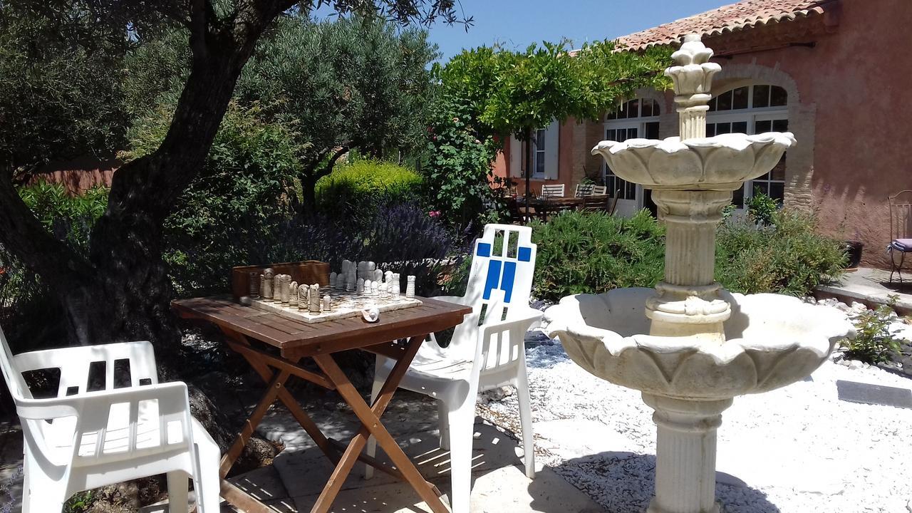 Les Jardins De L'Ermitage Bed & Breakfast Les Salles-sur-Verdon Dış mekan fotoğraf